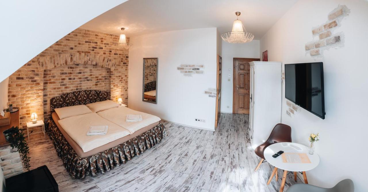 Hotel Kastely Grof Zichy à Haniska Extérieur photo
