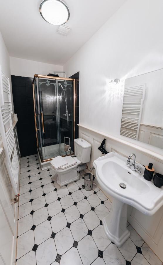 Hotel Kastely Grof Zichy à Haniska Extérieur photo