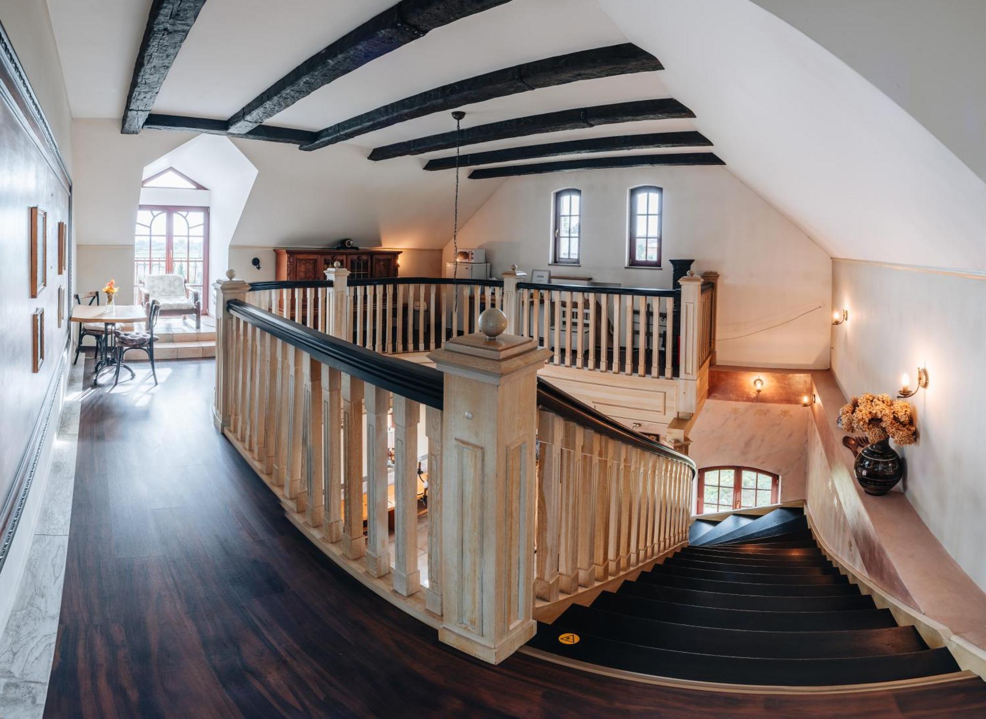 Hotel Kastely Grof Zichy à Haniska Extérieur photo